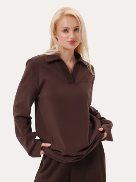 Longsleeve polo oversize z haftem - Czekoladowy